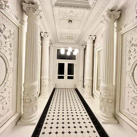 Newly Renovated In Wenceslas Square *